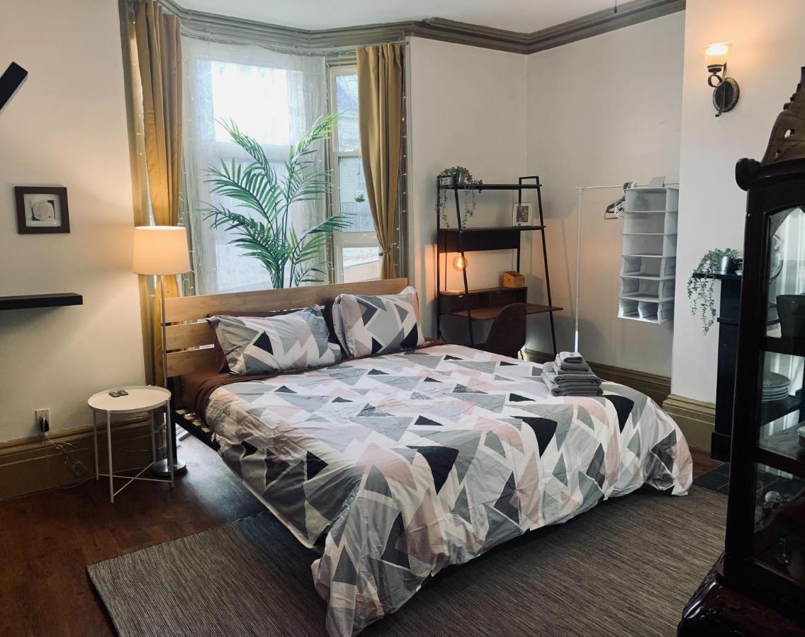 250 Charming Studio A3, Downtown Apartment Halifax Bagian luar foto